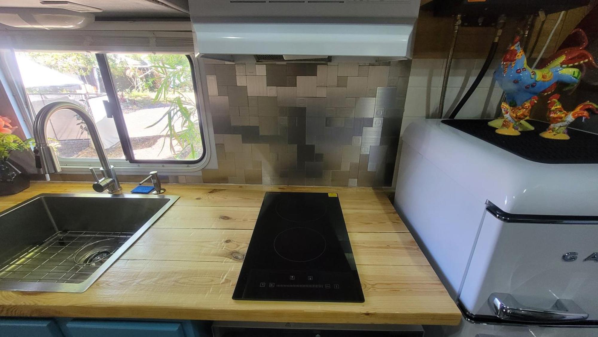 Shroom Life Farm Chicken Shack North Fort Myers Exterior photo